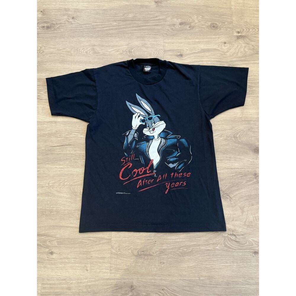 Vintage 90s Bugs Bunny T-Shirt Still Cool After All These Years single stitch L